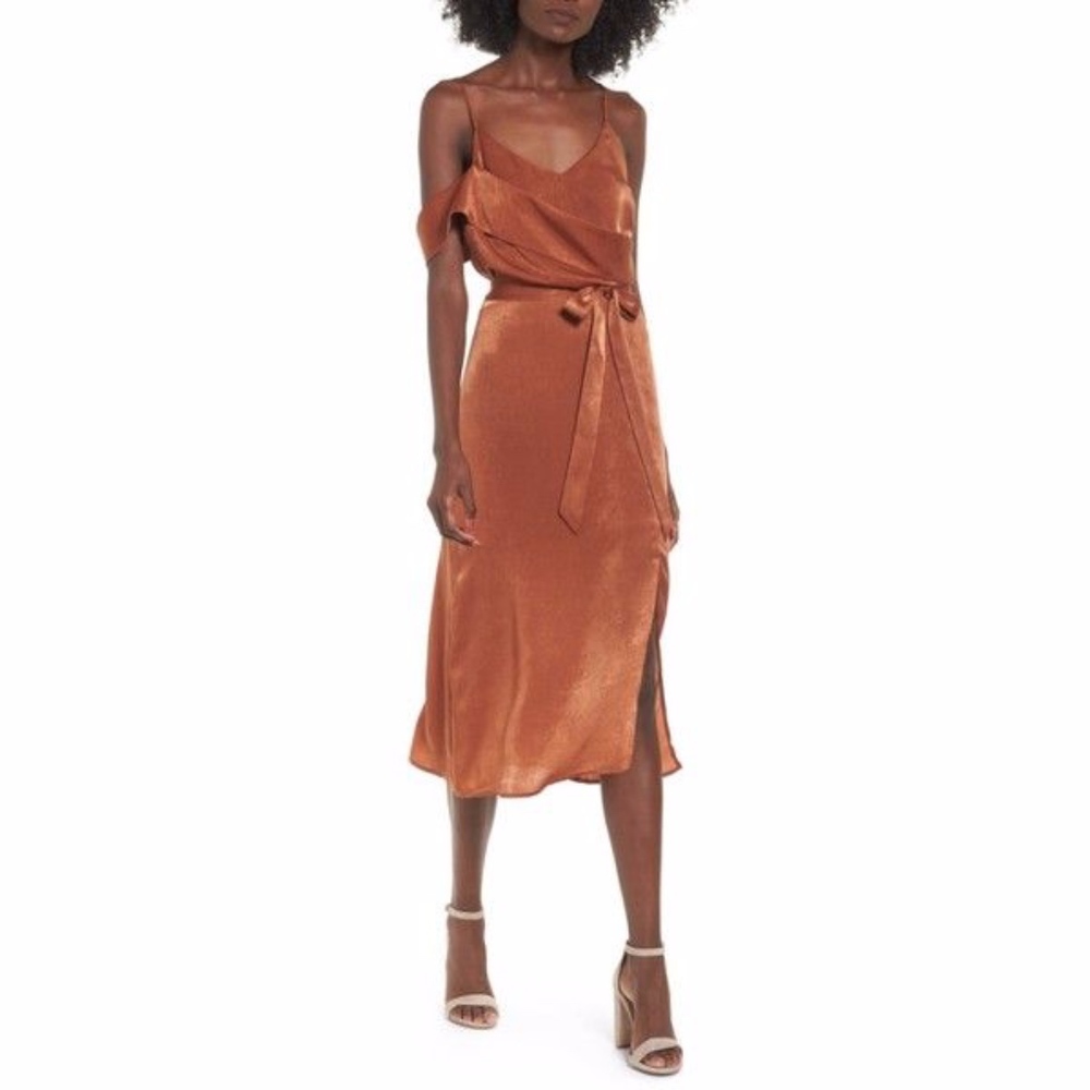 NWT J.O.A Cold Shoulder Midi Slip Dress - Size M